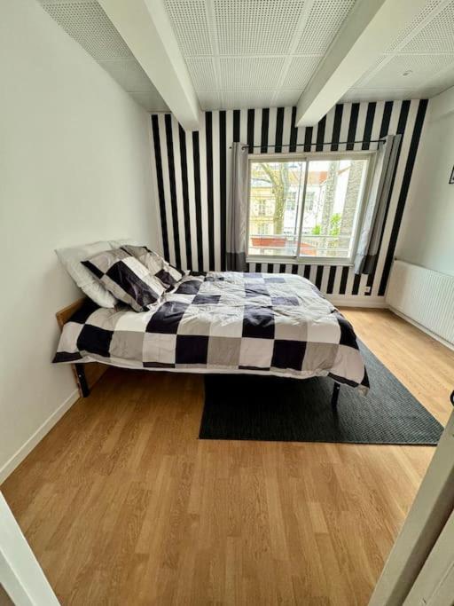 Experience Cinema Immersif Dans Appartement Renove Pres De Montmartre パリ エクステリア 写真